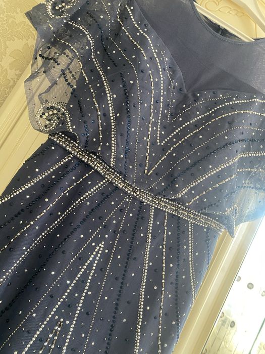 Вечернее платье