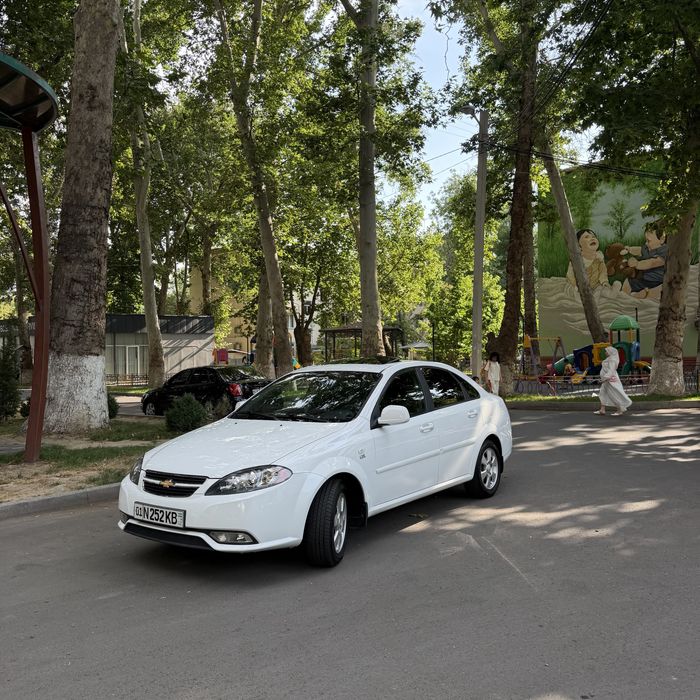 jentra 3 pasitsa ideal xolata sotiladi
