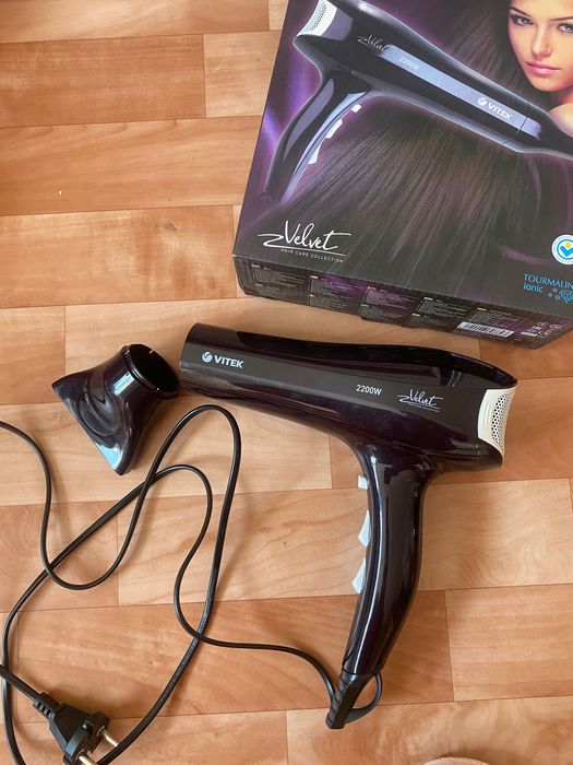 Фен для волос Vitek