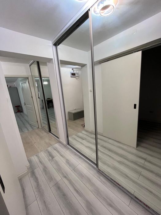 Apartament cu 2 camere renovat, mobilat si utilat