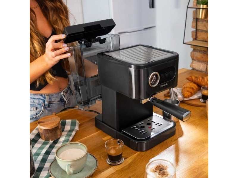 Кафемашина Cecotec Power Espresso 20 Pro Latte, 20 bar