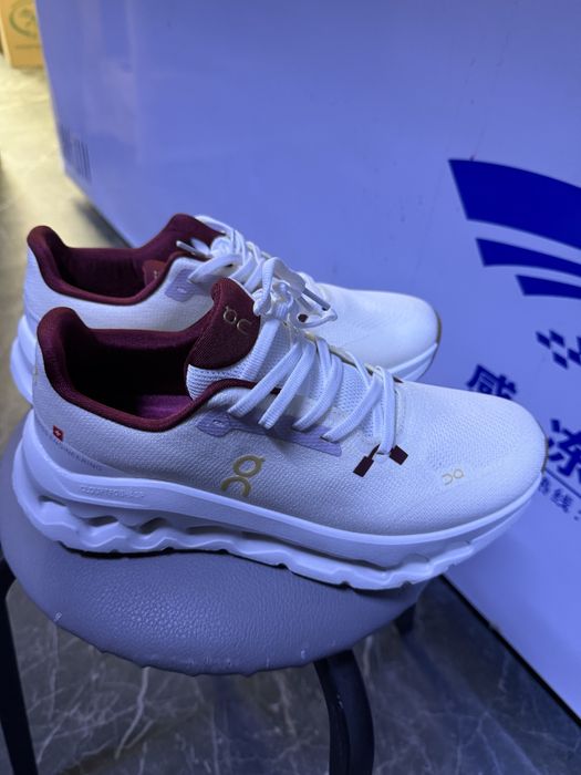 Кроссовки On cloud