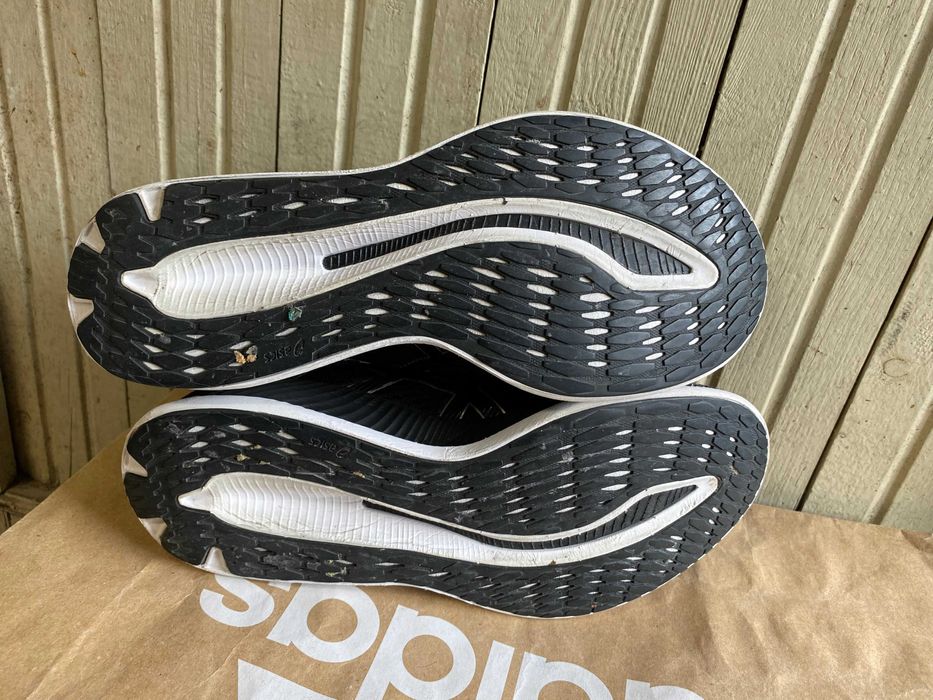 ''ASICS Glideride''оригинални маратонки 40 номер