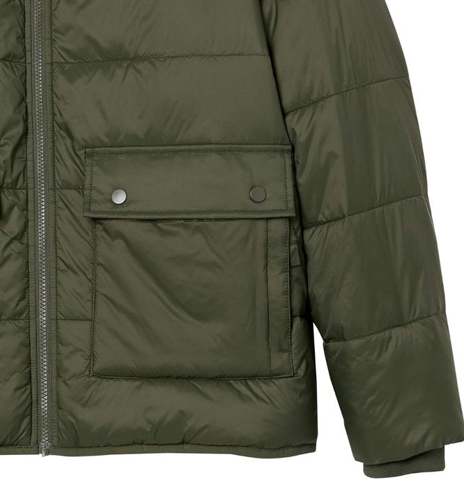 Куртки Amazon Essential