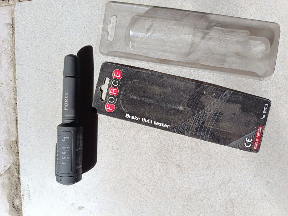 Тестер тормозной жидкости Force