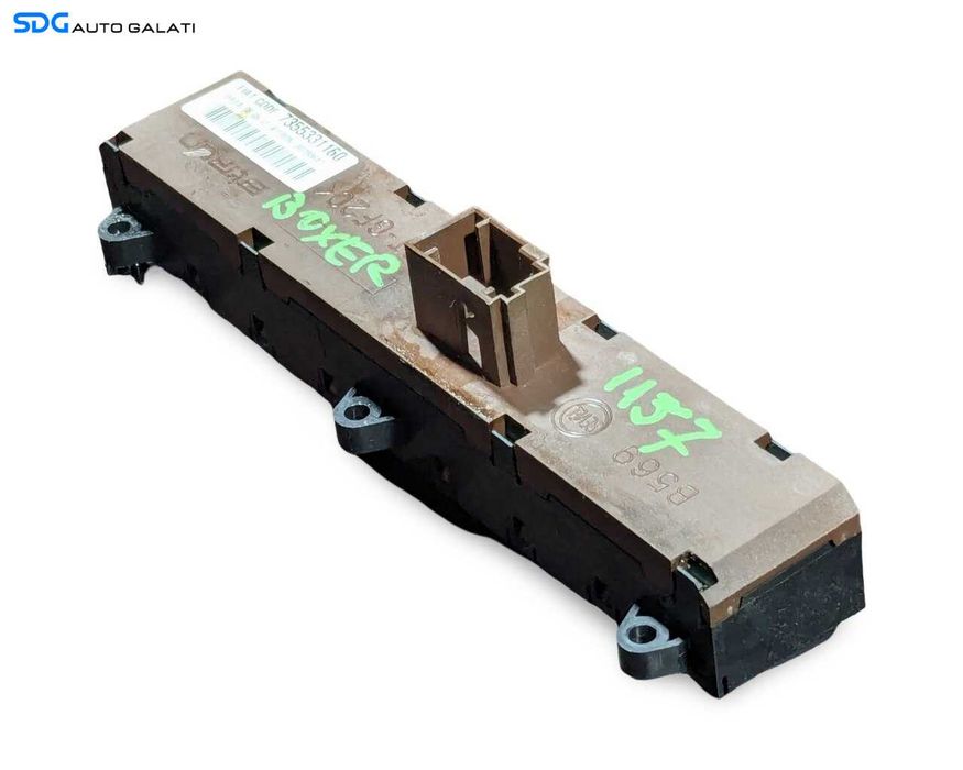 Panou Buton Butoane Avarii Lumini de Ceata Inchidere Deschidere Centralizata Citroen Jumper 2006 - 2014 Cod 7355331160 [LR3630]