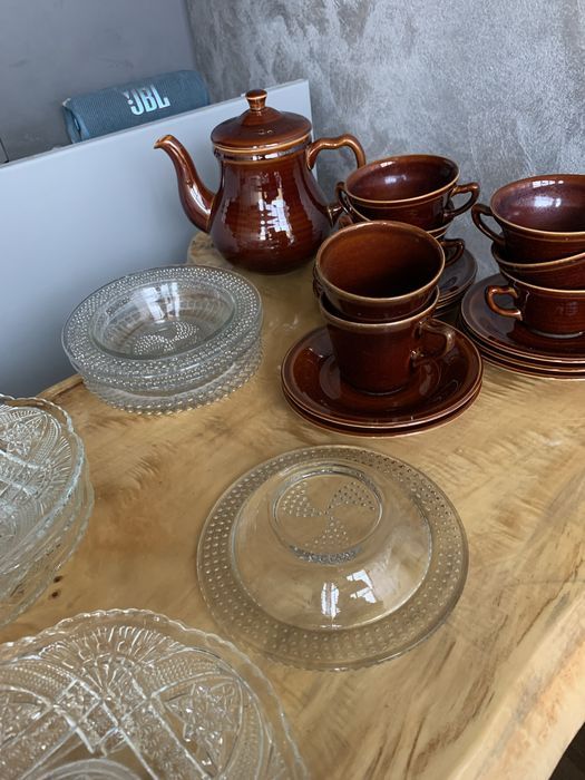 Set ceai( cafea, farfurioare 5 intinse , 3 castronele