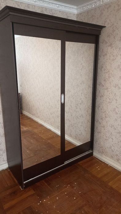 Shfaner turima shkaf