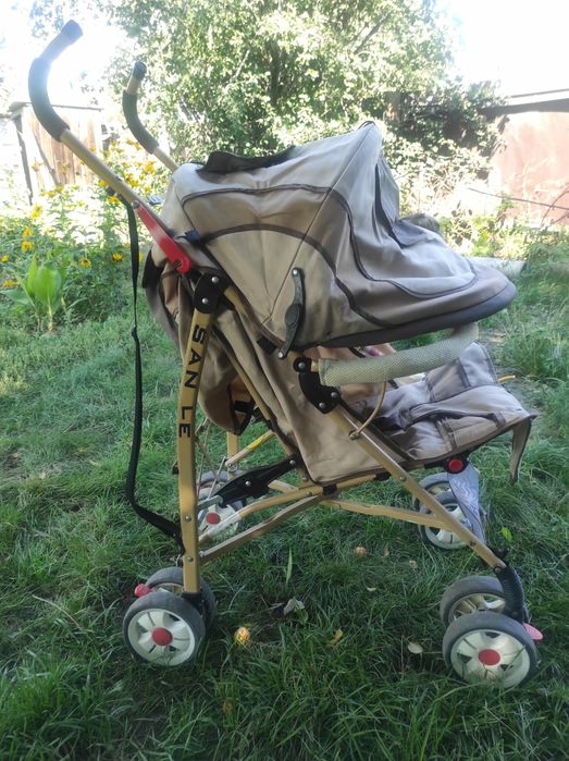 Детская коляска.