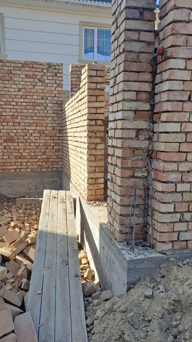 Кирпич красный жженый ндс есть