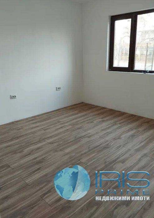 Продава се Къща в Шумен, Център - 60 кв.м за 1190 €/кв.м - Снимка #3