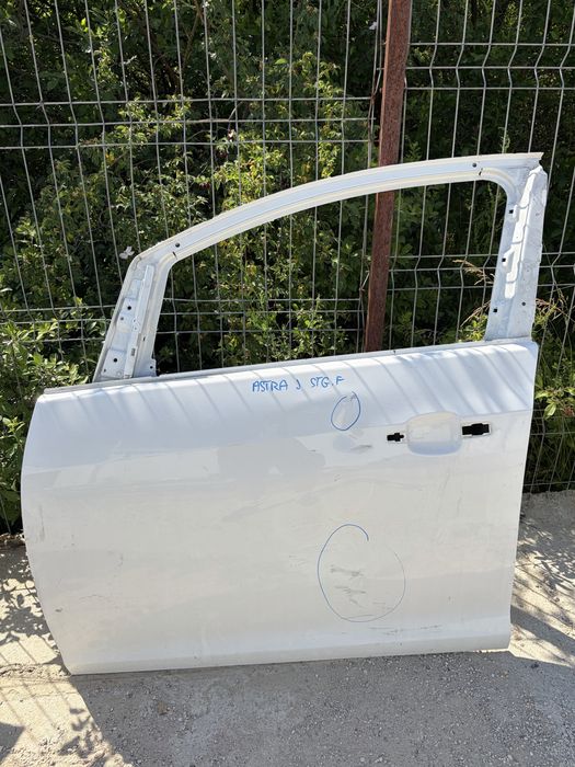 Usa stanga fata Opel Astra J 2009/2010/2011/2012/2013/2014