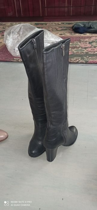 Сапоги женские новые