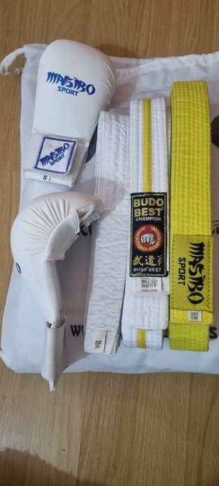 Kimono-uri 140cm arte martiale si  accesorii