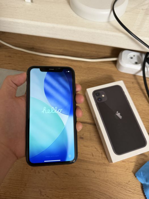 iPhone 11, без гарантии