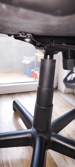 Геймърски стол червено и черно