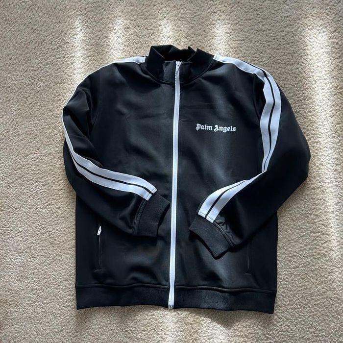 продам кофту за 20000