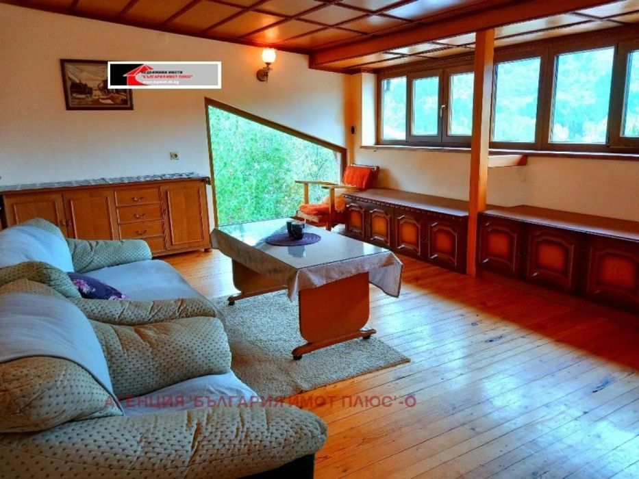 Дава се под наем Етаж от къща в с. Кокаляне, Област София-град - 90 кв.м за 612 € - Снимка #1