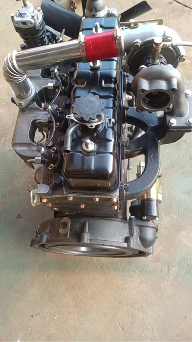 Продам двигатель от погрузчика или экскаватора