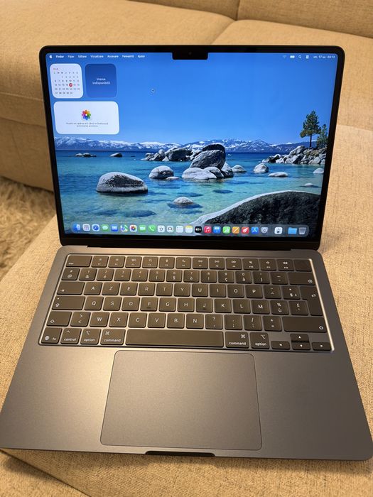 MacBook Air 13" 2026 cu procesor Apple M5, 16GB RAM, 512GB SSD, midnight, NOU (2 cicluri), garantie iulie 2027