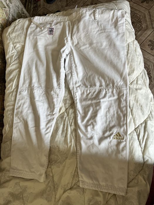 Продаю КИМОНО Adidas Champion СРОЧНО