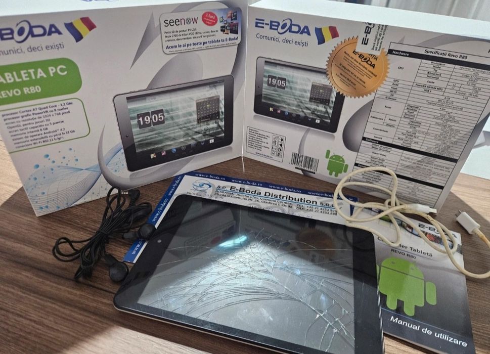 Tableta E-Boda Revo R80