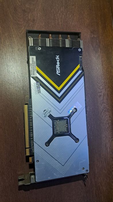 Видеокарта RX5700XT