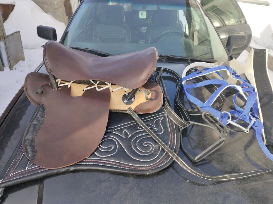 Продам новое седло кавалерия