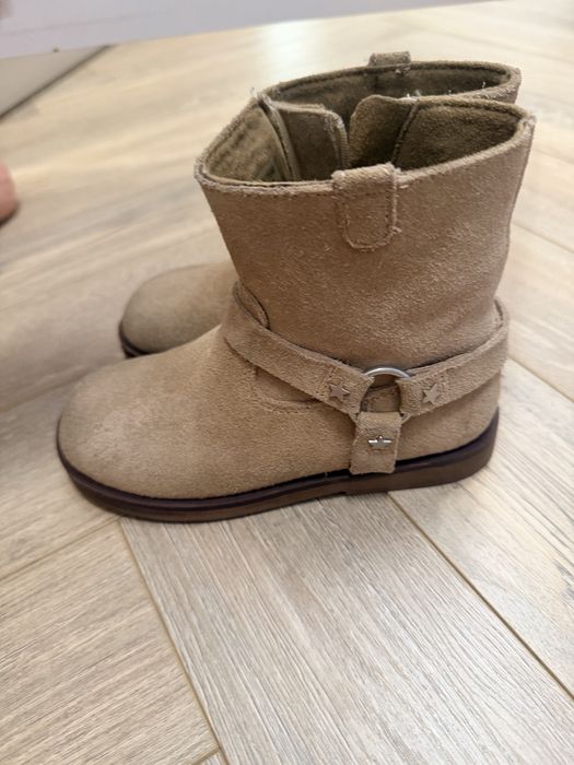 Продам детские вещи на девочку