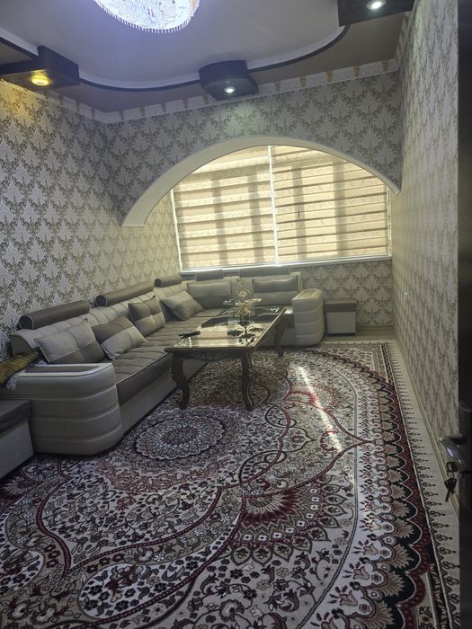 Ижорага 3хонали 3каватда жойлашган янги навостройка квартира