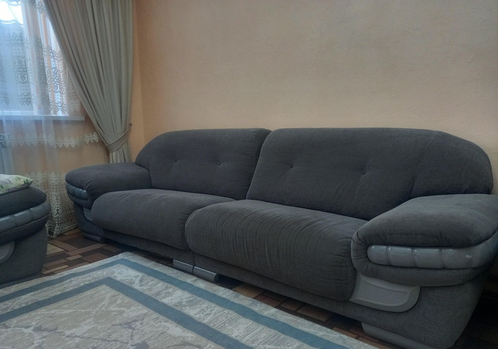 Диван б/у состояние хорошее