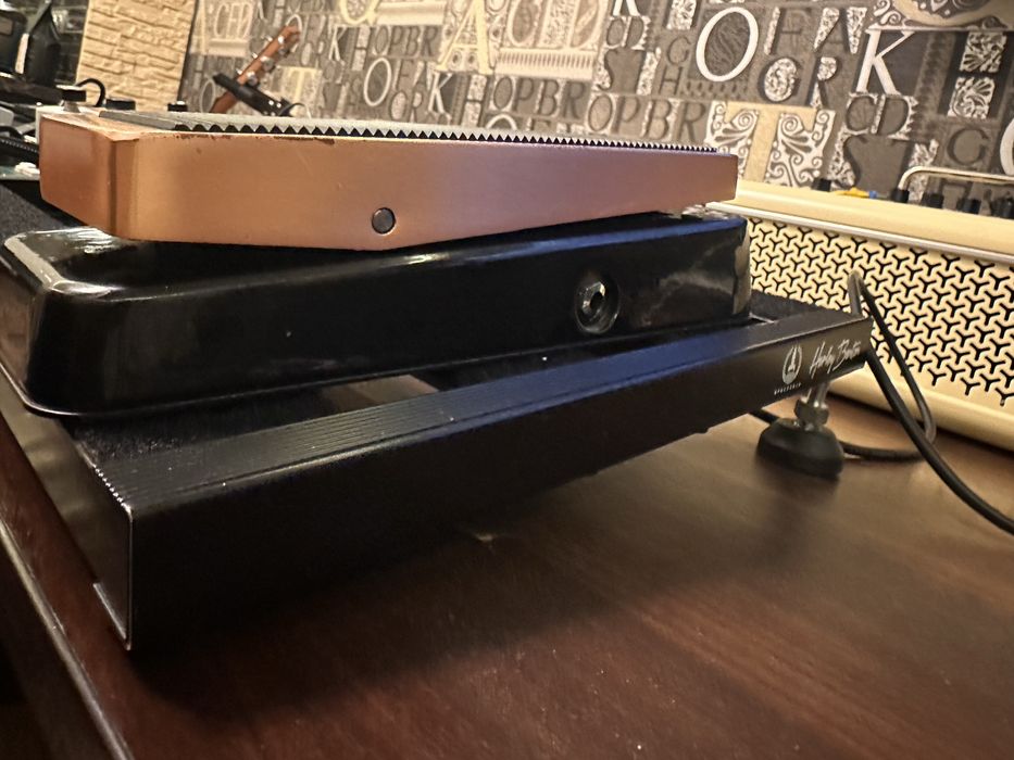 Педали эффектов для электро гитары.