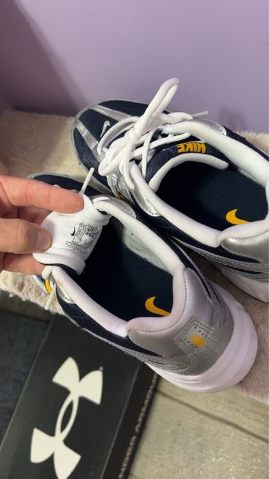 Маратонки Nike Initiator