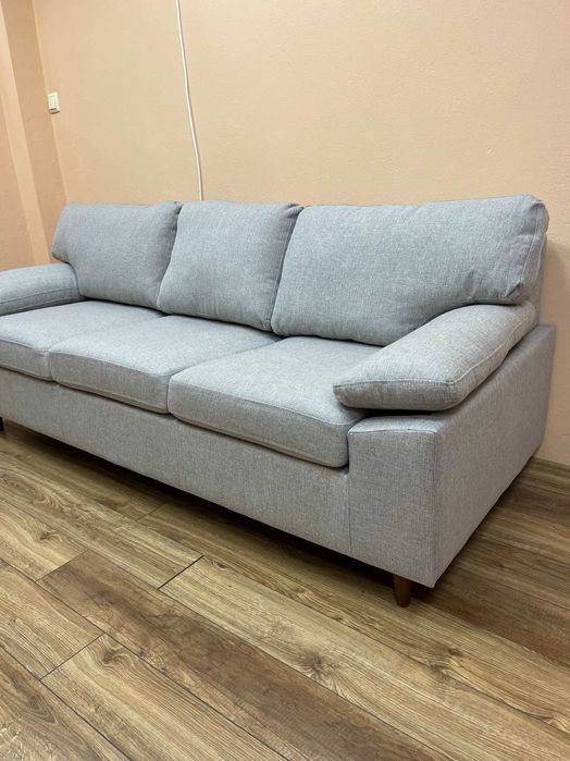 Диван GEDVED 3-местен светлосив текстил