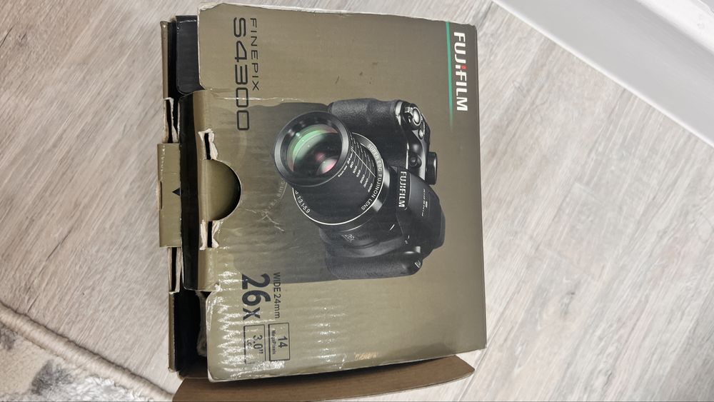 Продам фотокамеру б/у