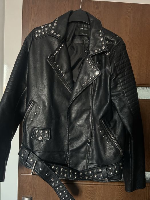 Geaca cu capse handmade