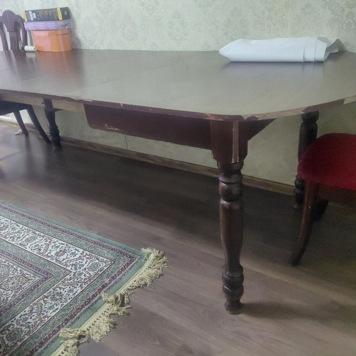 Стол для зала дерево