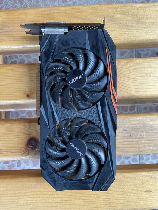 Видео Карта Aorus Gv RX 580 4GB