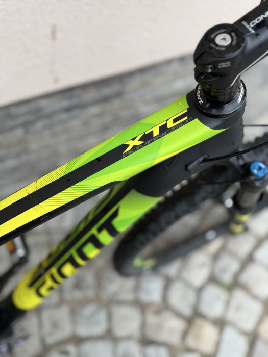 Планински карбонов твърдак Giant XTC размер: 29/L