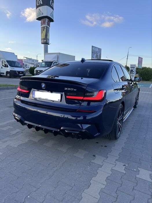 BMW 3 Series 2020 — imagine 2