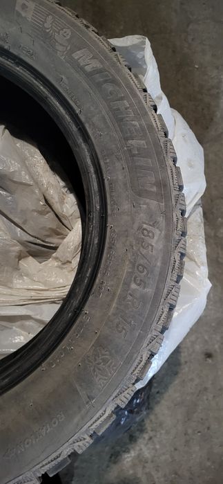 Продам резину  R15