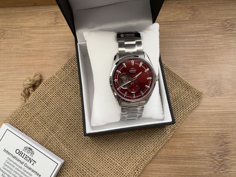 Ceas Orient Contemporary Red Dial Open Heart RA-AR0010R10B