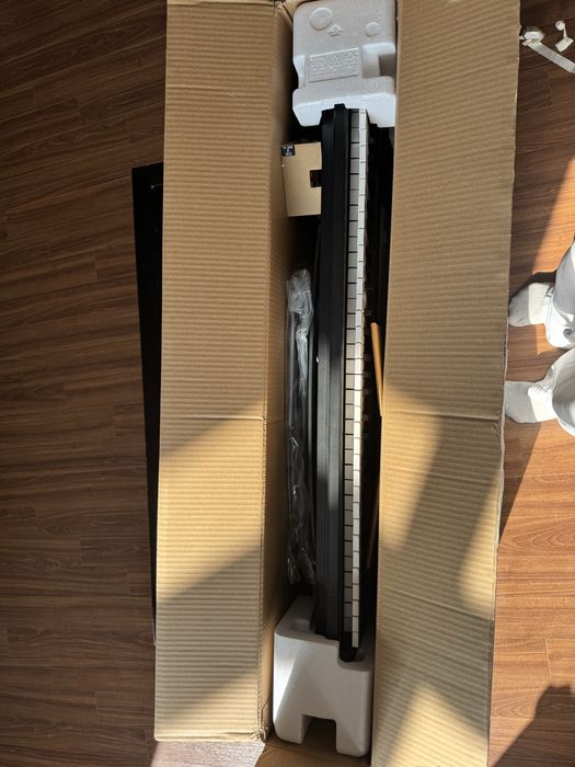 Продам Yamaha YPT-270.