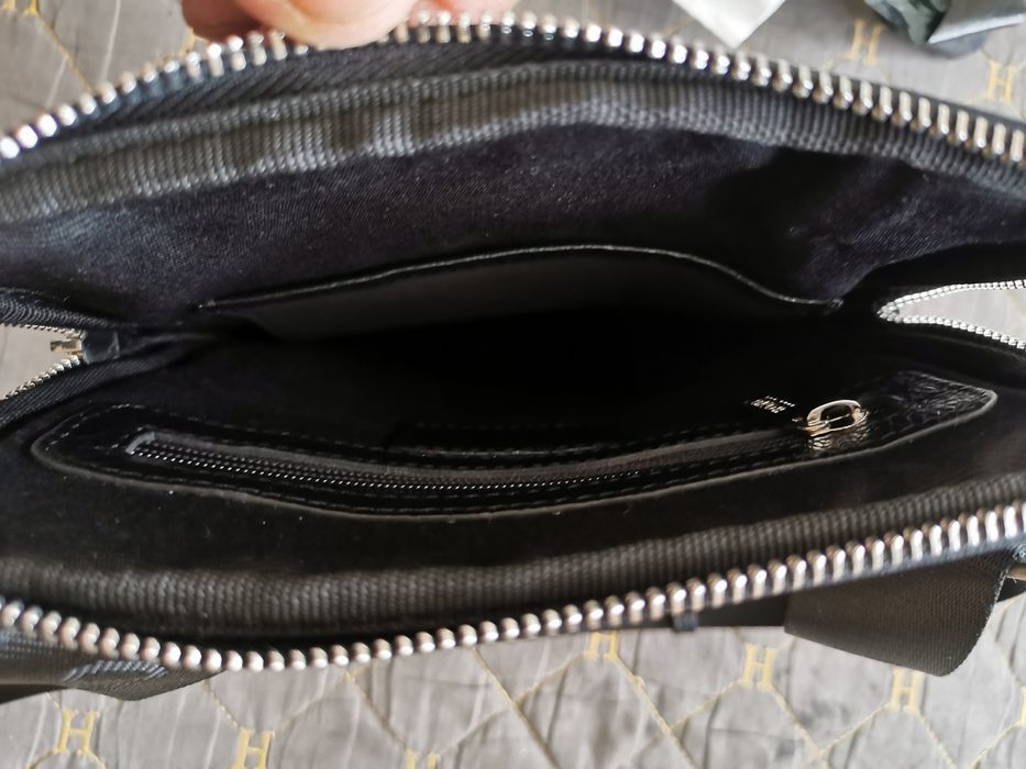 Барсетка Бонд...