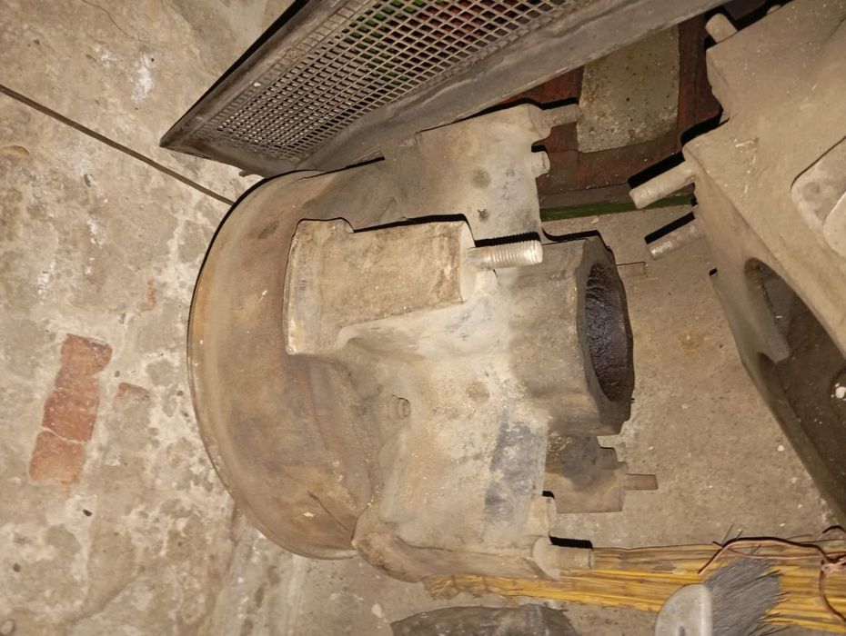 Запчасти КамАЗ ступица редуктор рессора