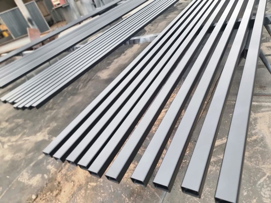 Hala metalica panouri sandwich