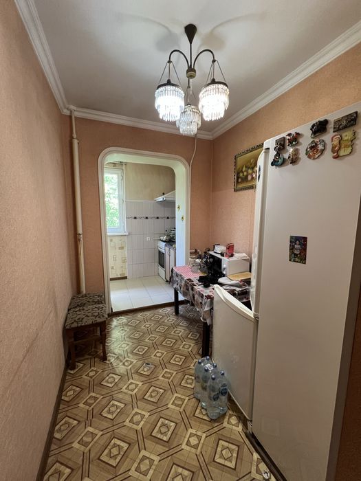 Раккат махалля - Корзинка. Продается 1в2 / 3 этаж 42м2 пустая