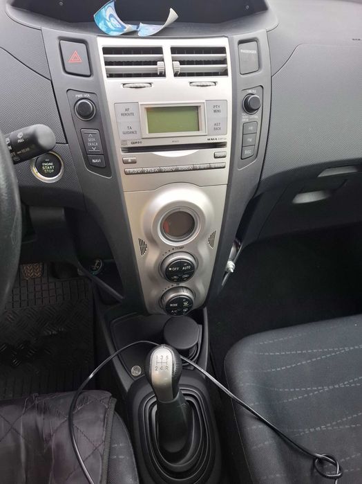 Vand masina Toyota Yaris