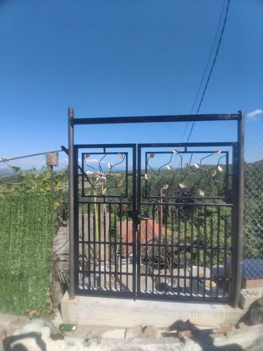 Врати,Огради,Стълбища,Парапети,Навеси