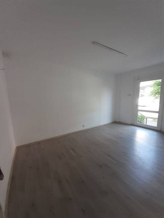 Vand apartament  2 cam.